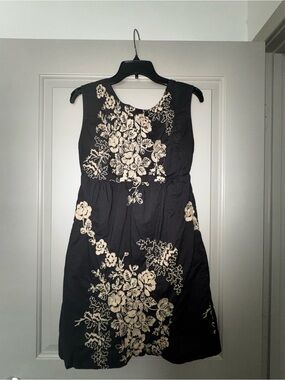 J Crew Sleeveless Grey Dress with Cream Floral Embroidery